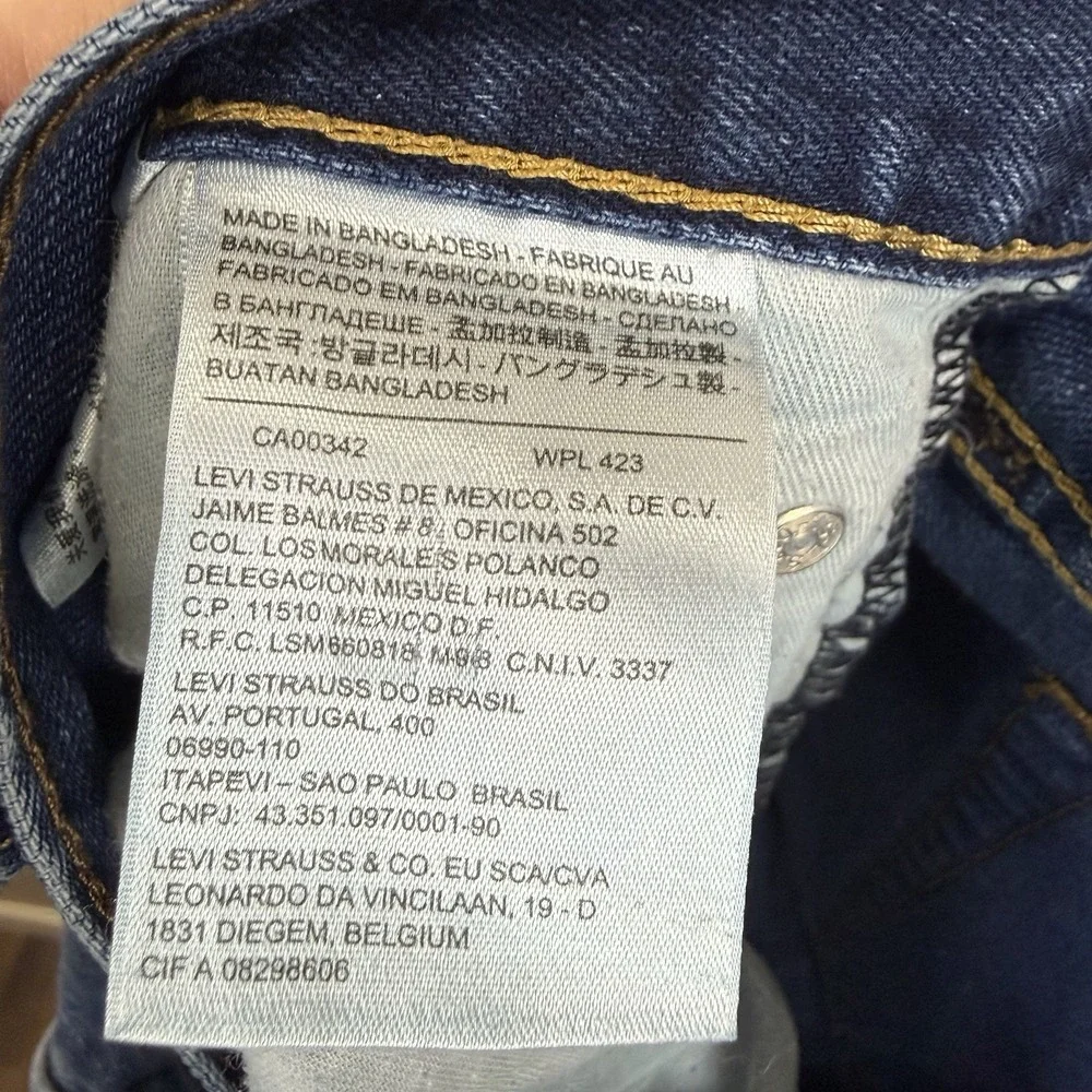 Levi‎ Strauss 511 Mens Denim Jeans 38x32 Levi's 38 x 32 Straight leg Distressed